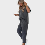 Lena | Casual Zestaw z T-shirtem i Spodniami Jogger